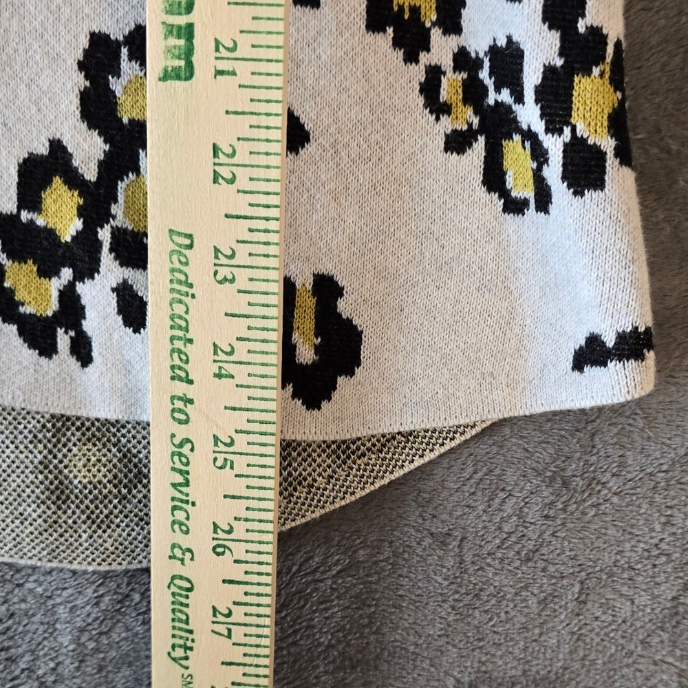 Cabi 5277‎ Leopard Floral Knit Cardigan Sweater Button Front Beige Yellow S - Picture 11 of 15
